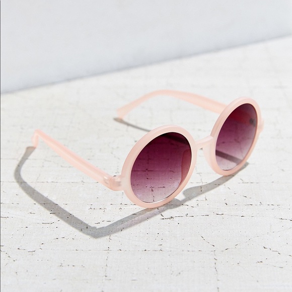 Urban Outfitters Accessories - Urban Outfitters Matte Round Sunglasses